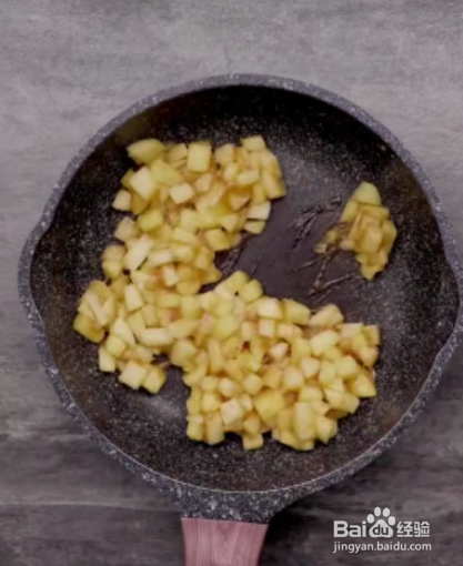 如何制作手抓饼苹果派