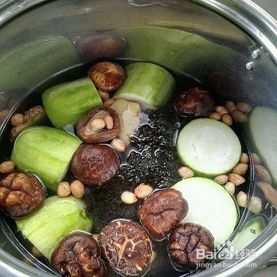 猪利煲汤做法