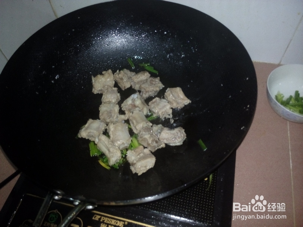 不懂做饭的人都可以做的菜:耗油酱排骨
