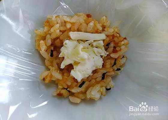 鲑鱼起司饭团的做法