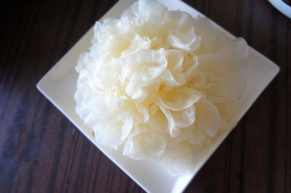 银耳牛肉肠水果沙拉