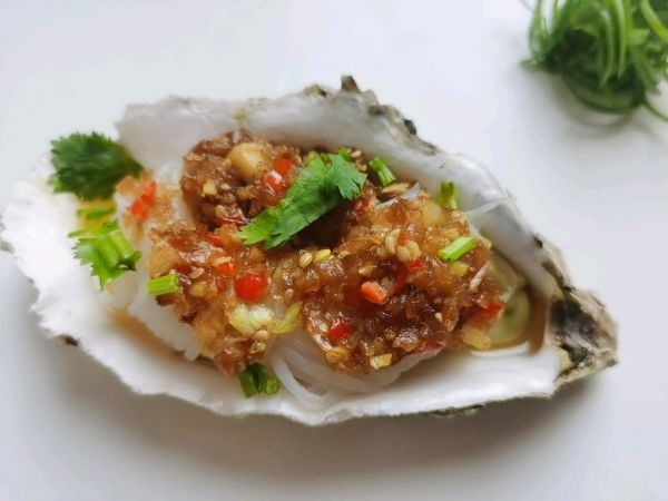 蒜泥魔芋烤生蚝