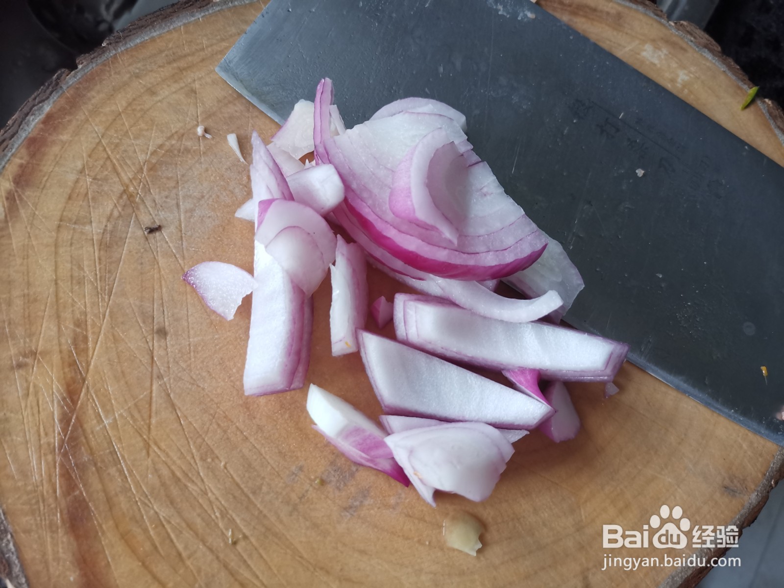 牛腩炖倭瓜土豆