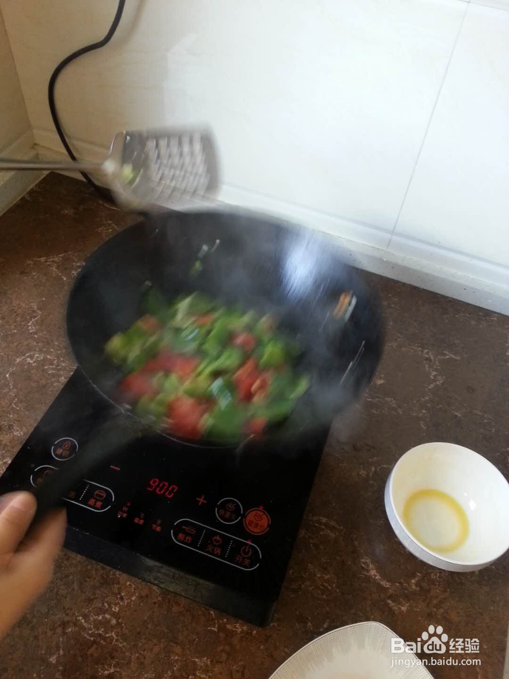 如何炒菜_炒青椒