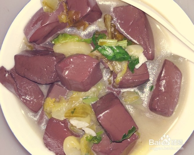 小吃店必点猪血酸菜汤