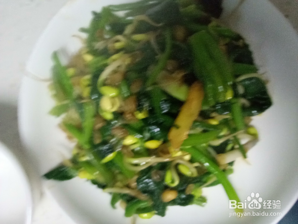 简单豆芽炒菠菜