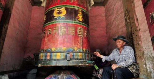 转经筒是顺时针转还是逆时针转