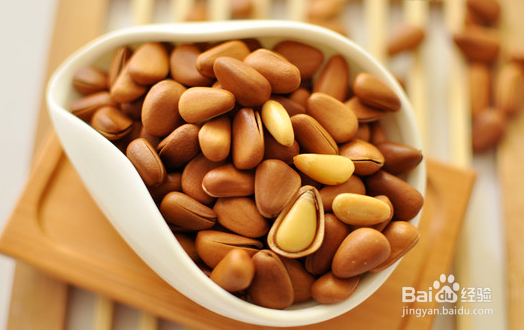 聪明宝宝必备的八种坚果！！！