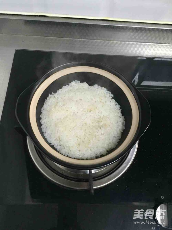 韩式辣白菜五花肉石锅拌饭