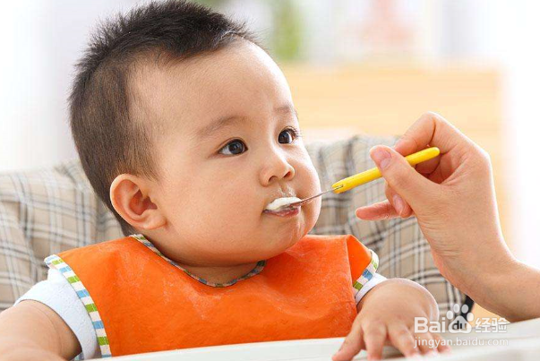 小孩子总是不好好吃饭怎么办？