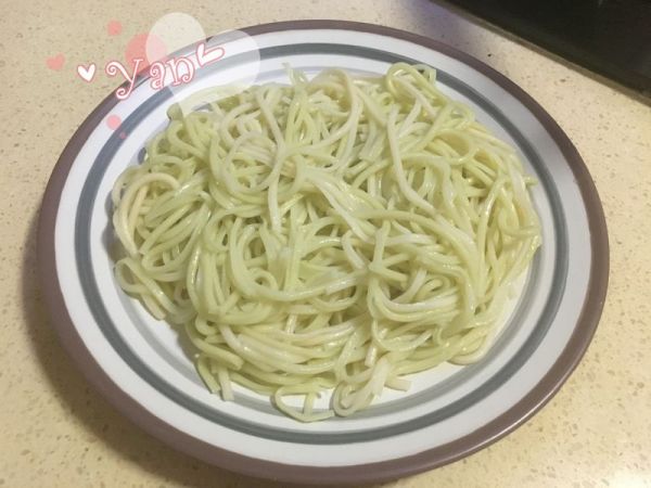 焙煎芝麻酱拌面