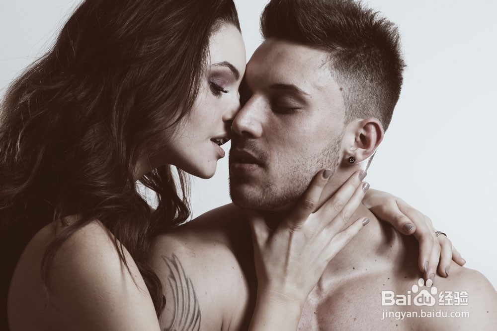 如何看出男人爱不爱你？