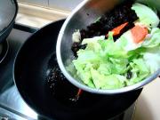 油炝包心菜的做法