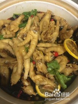酸辣鸡脚的做法