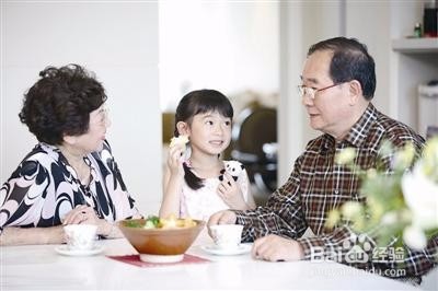 父母常做的哪些蠢事会害了宝宝