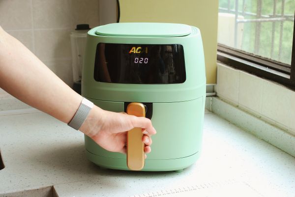 蓝莓水果拉丝披萨