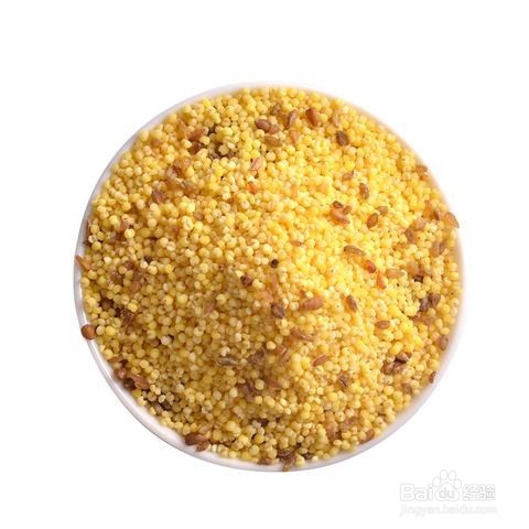 分享自己制作苦荞小米粥的做法。