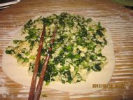 小葱白菜鸡蛋合子