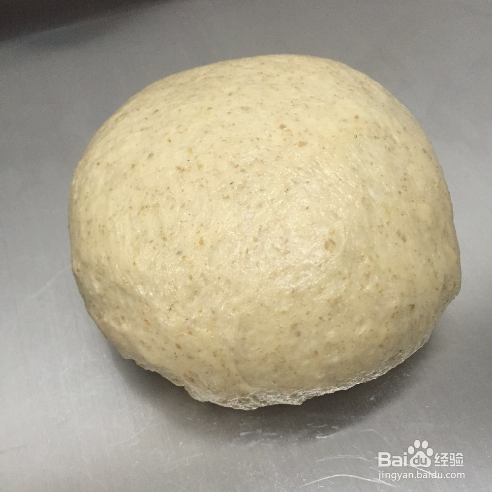 香气浓郁的黑麦红枣核桃黑芝麻软欧面包