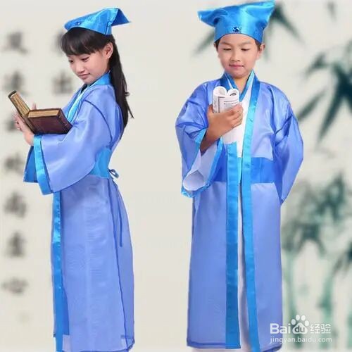 猜一猜以下哪个指的是古代的学生服