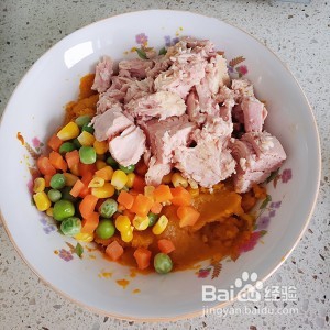 金枪鱼南瓜泥沙拉的做法