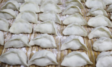 老鸭肉辣椒粉丝饺子