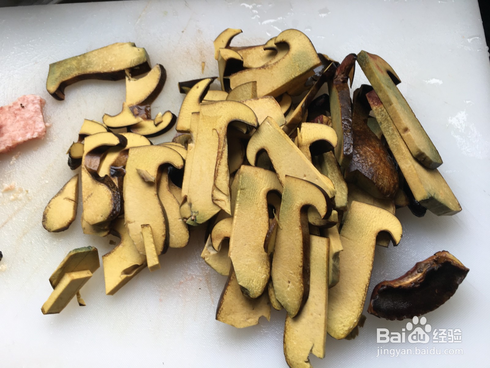 如何炒肉丝牛肝菌