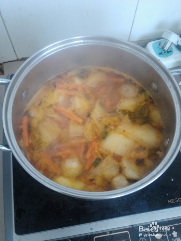 泡菜豆腐鲜蔬锅的做法