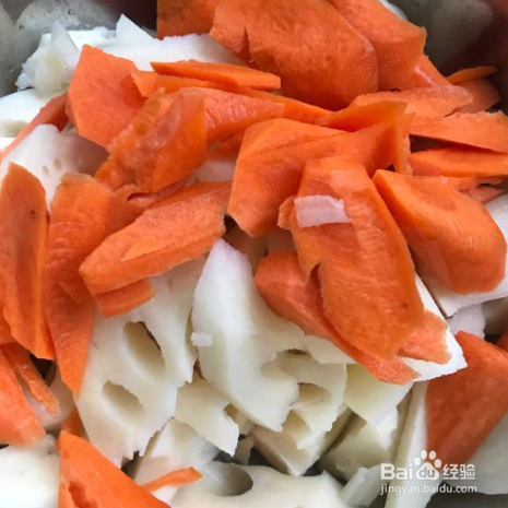 如何做莲藕炖排骨