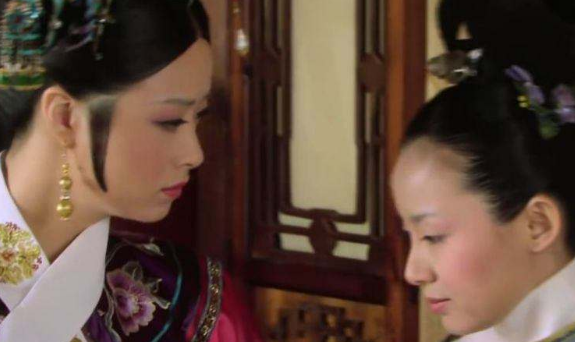 甄嬛传第一集死的那个宫女叫啥