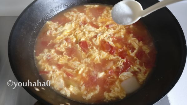 西红柿鸡蛋年糕汤