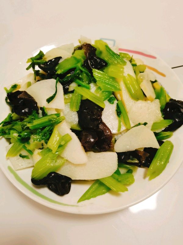 西芹木耳炒山药