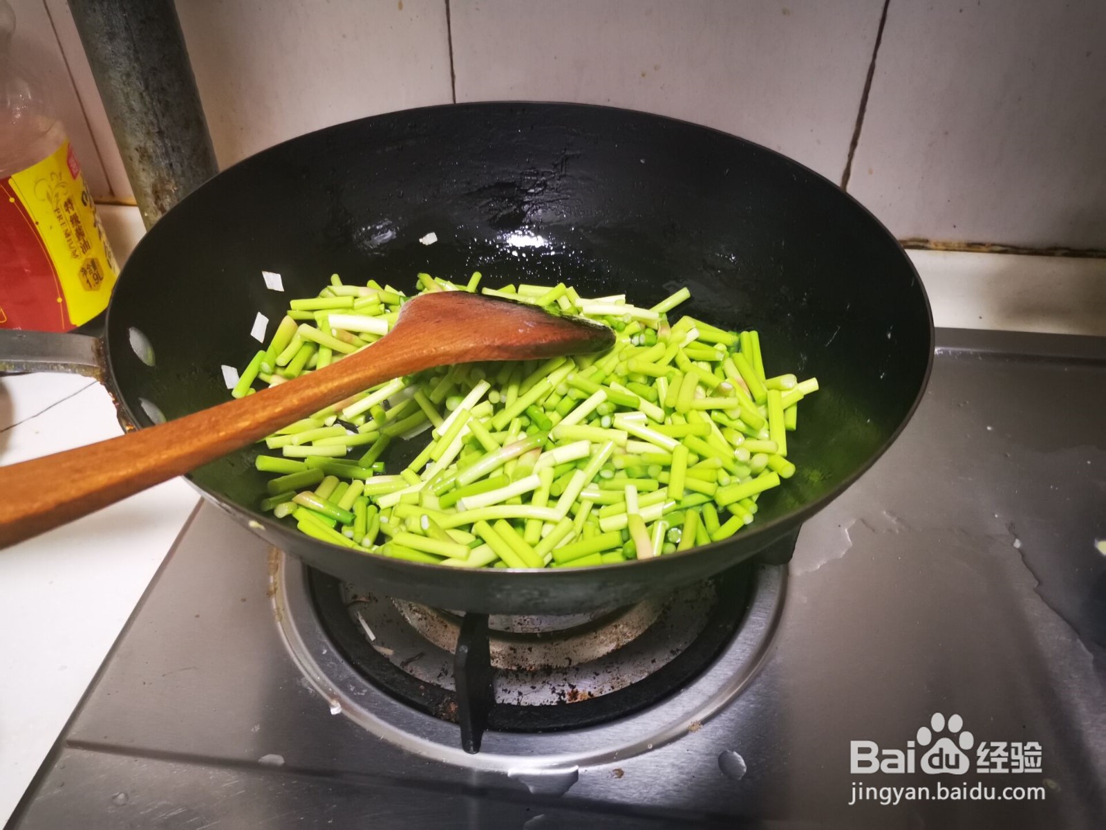 蒜苔炒鸡蛋最美味的做法