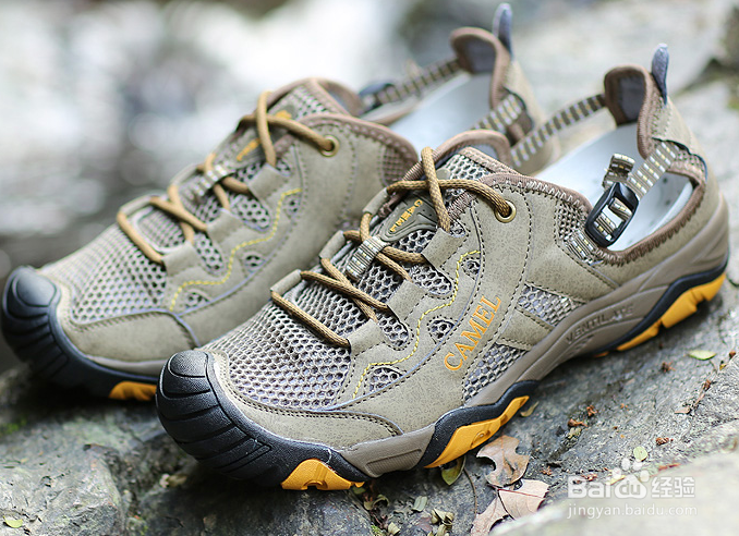 如何保养骆驼溯溪鞋