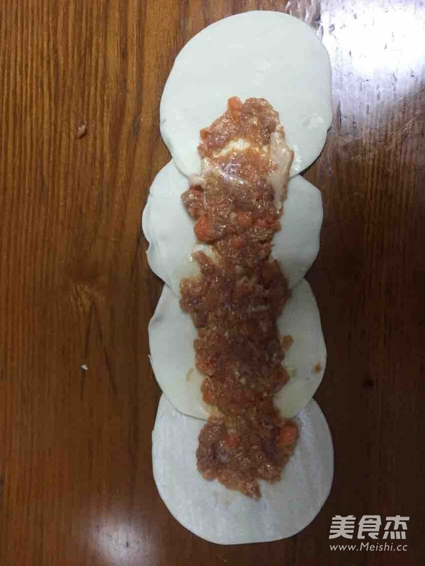 玫瑰花饺子的做法