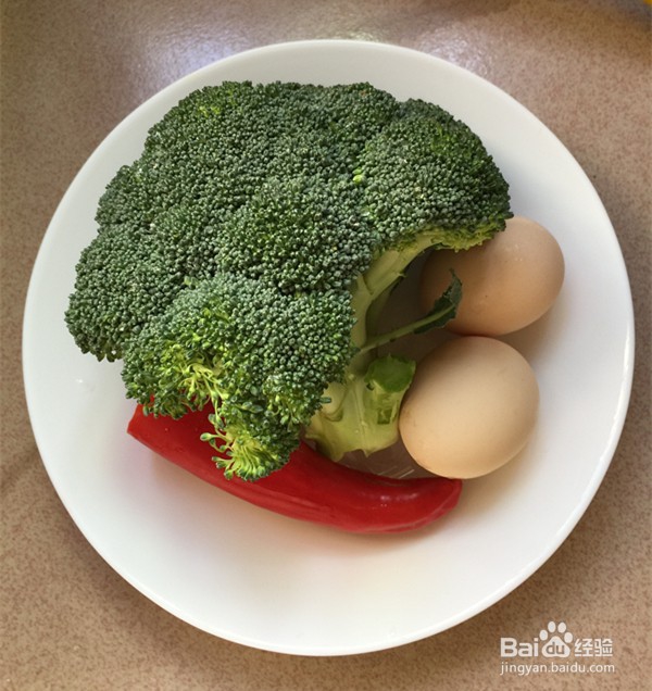 如何自制鸡蛋炒西兰花