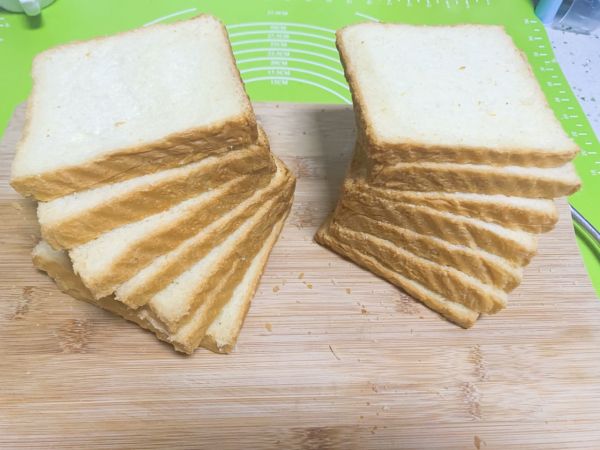 牛奶拉丝吐司面包