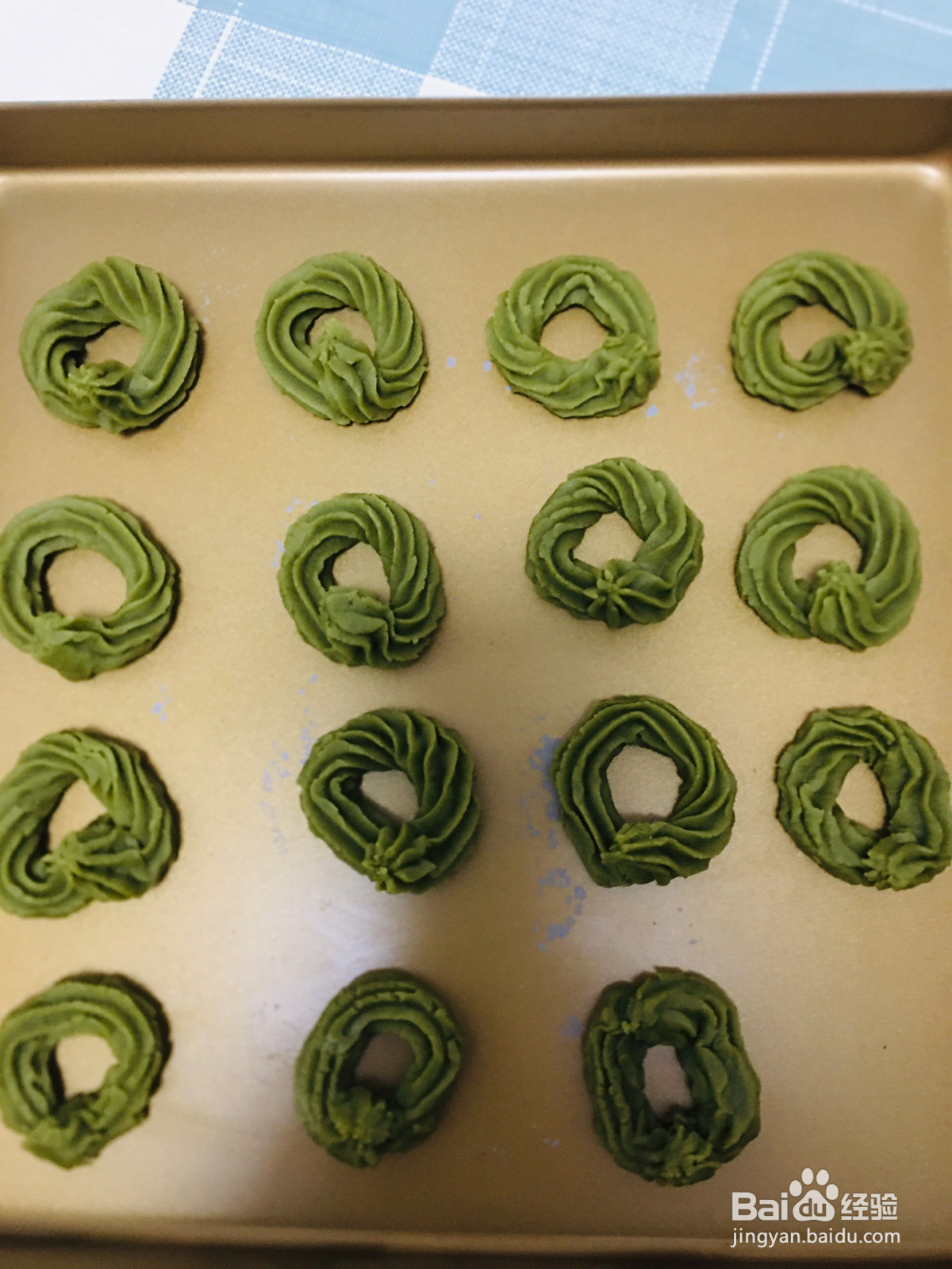 圣诞花环曲奇的做法