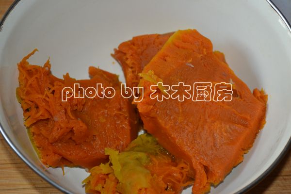 南瓜榨菜肉丝包