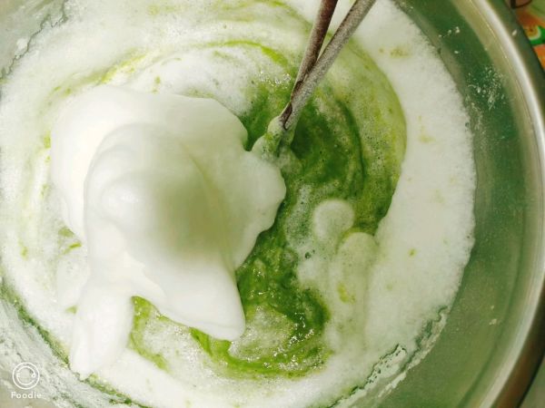 电饭锅抹茶蛋糕