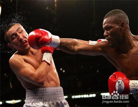 格斗中手部的防身技巧