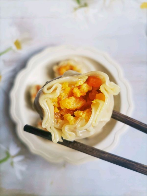咸蛋黄肉松烧卖