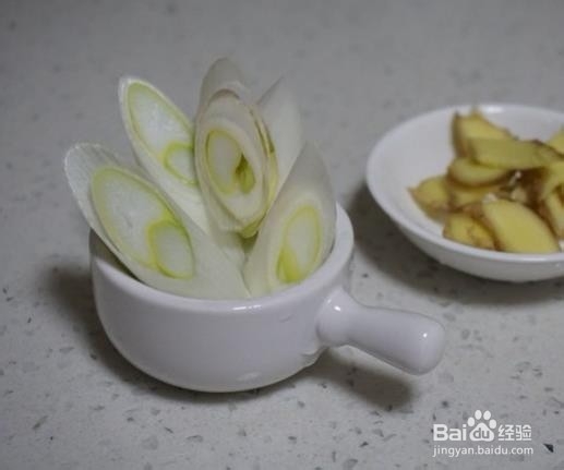 透着普洱茶香的红烧肉做法