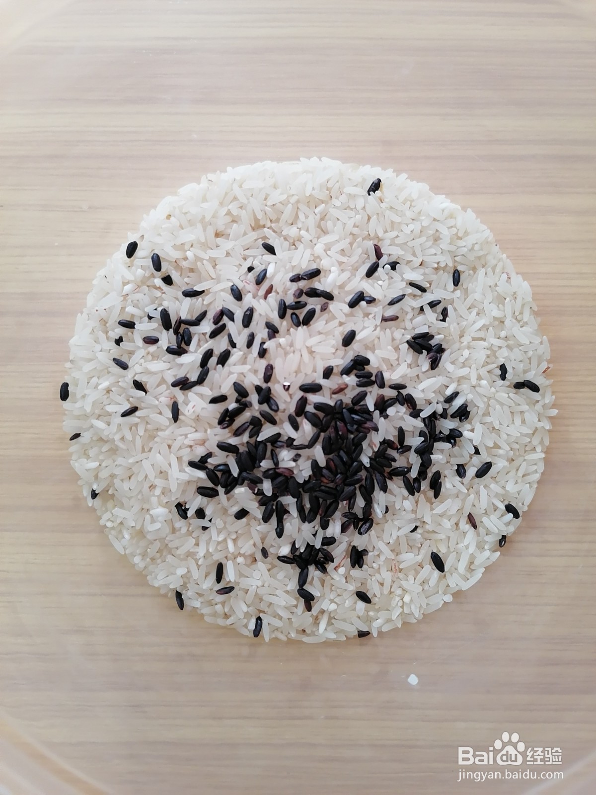 芥蓝炒腊肉糙米饭-心情便当