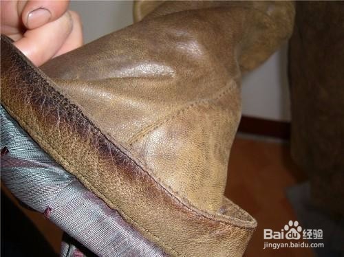 皮毛一体皮衣滴上油怎么办