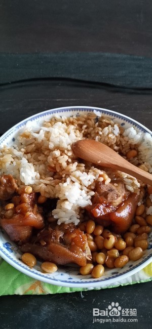 黄酒焖猪蹄怎么做