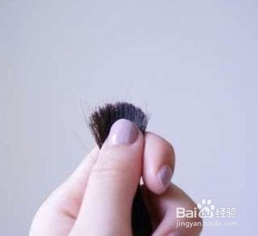 怎样在家自剪空气刘海