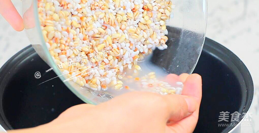 香菇芋头饭的做法