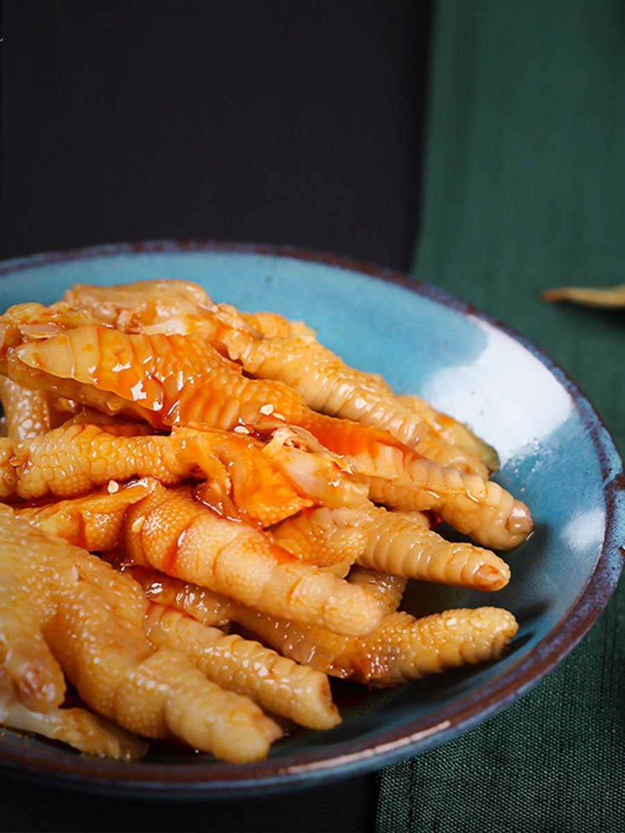 诶,12点了,赶紧起来吃鸡爪啦!