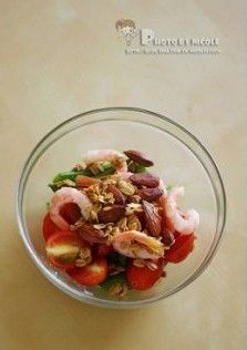 自给自足的番茄鲜虾沙拉
